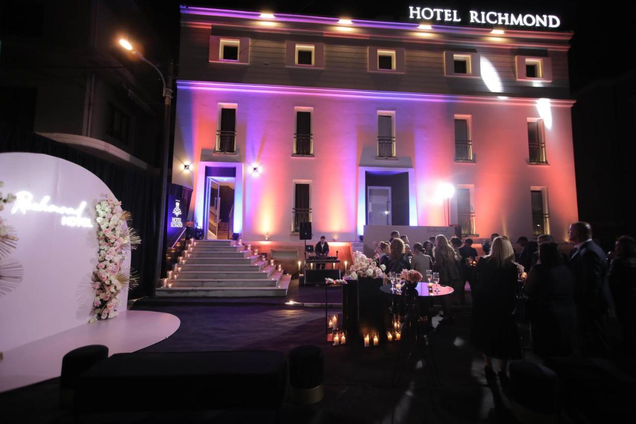 Richmond Hotel Korce Buitenkant foto